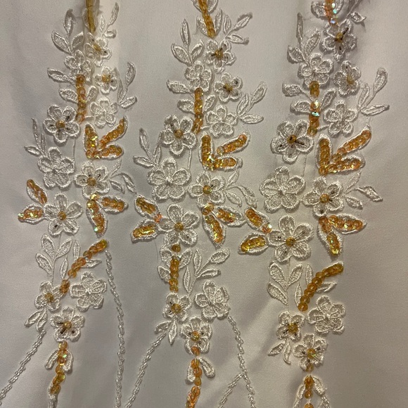 Wedding white dress - Picture 2 of 13